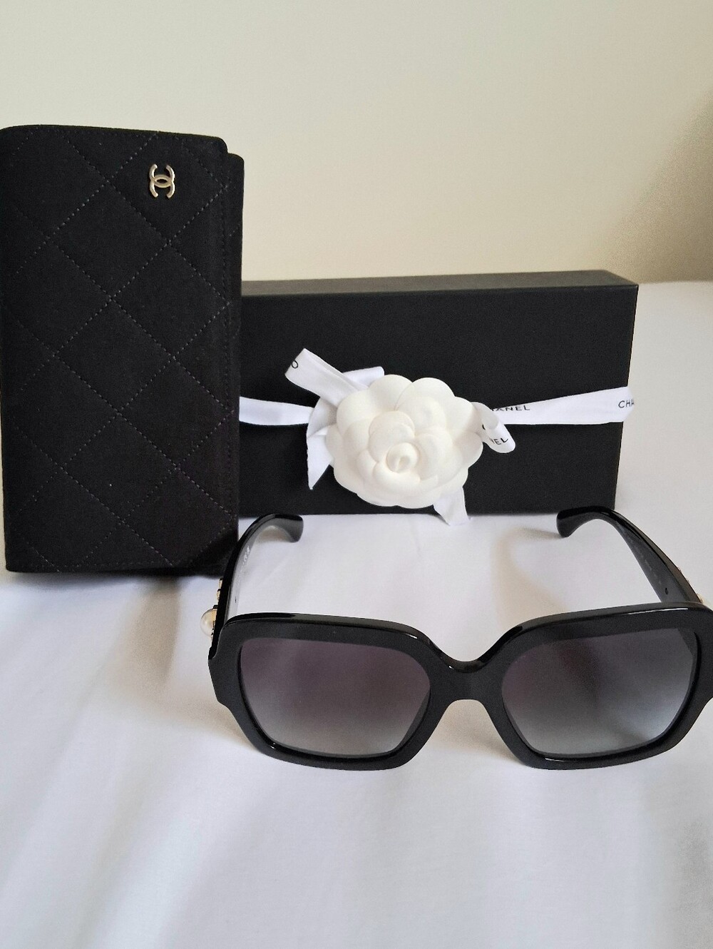CHANEL 5479 BLACK OVERSIZED SQUARE SUNGLASSES